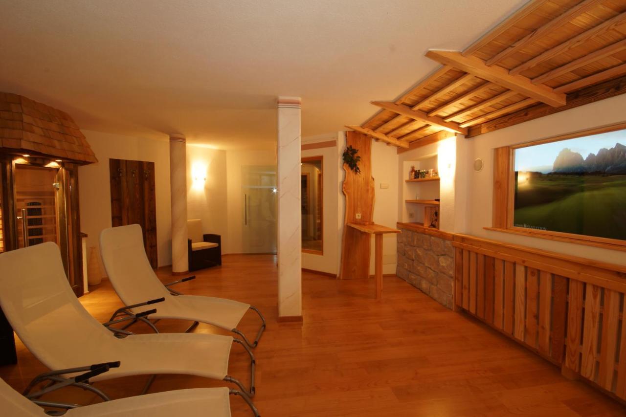 Hotel Akelei Брунико Экстерьер фото