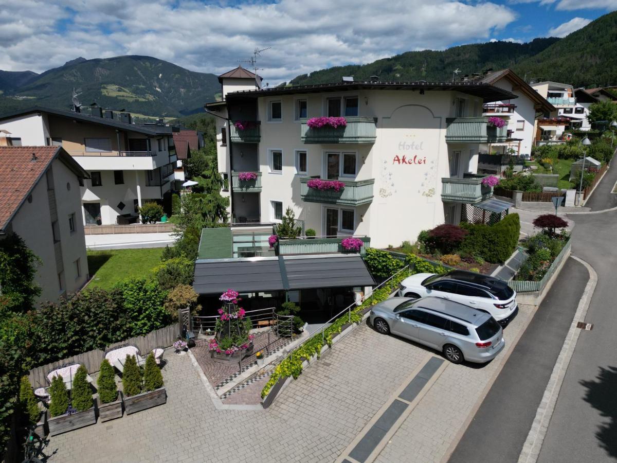 Hotel Akelei Брунико Экстерьер фото