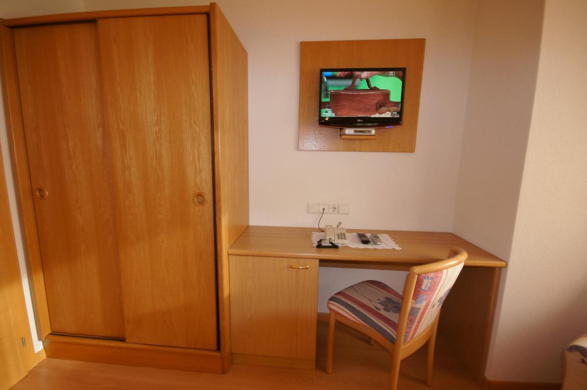 Hotel Akelei Брунико Номер фото